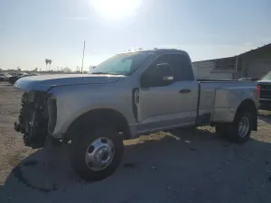 Ford F-350 SUPER DUTY 6.7L 8 2024