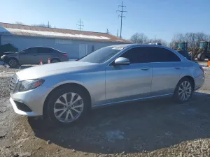 Mercedes-Benz E 300 4MATIC 2.0L 4 2017