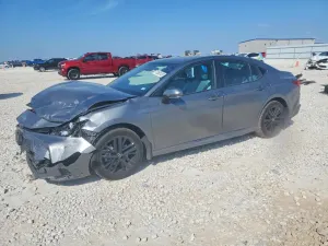 Toyota Camry XSE 2.5L 4 2025