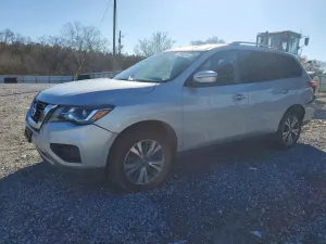 Nissan Pathfinder S 3.5L 6 2017
