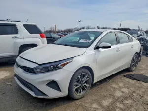 Kia Cerato / Forte / K3 LX 2.0L 4 2023