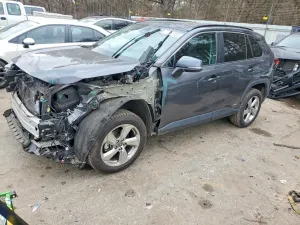 Toyota Rav4 XLE PREMIUM 2.5L 4 2021