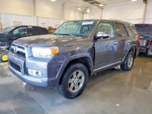 Toyota 4Runner SR5 4.0L 6 2011