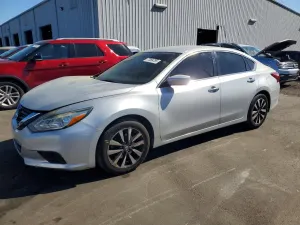 Nissan Altima 2.5L 4 2017