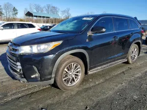 Toyota Highlander SE 3.5L 6 2018