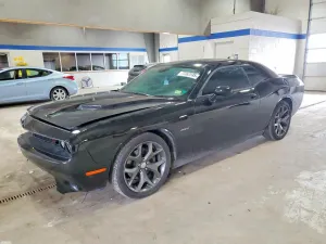 Dodge Challenger SXT PLUS 5.7L 8 2015
