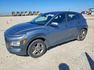 Hyundai Kona SE 2.0L 4 2021