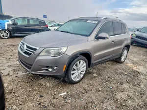 Volkswagen Tiguan S 2.0L 4 2011