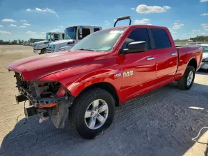 RAM 1500 SLT 5.7L 8 2018