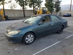 Toyota Camry LE 2.4L 4 2005