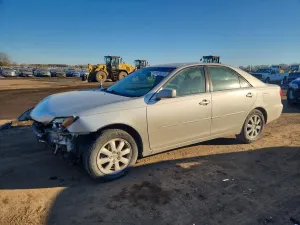 Toyota Camry LE 3.0L 6 2004