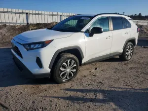 Toyota Rav4 LE 2.5L 4 2019