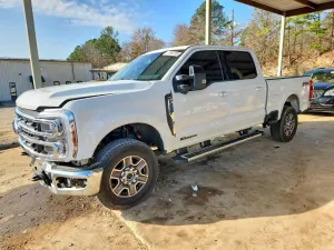 Ford F-250 6.7L 8 2025