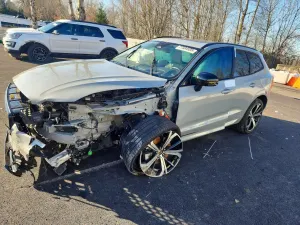 Volvo XC60 ULTRA 2.0L 4 2025