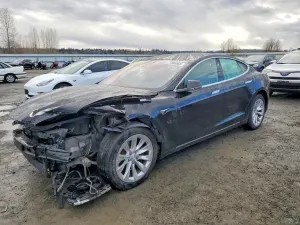 Tesla Model S 2018