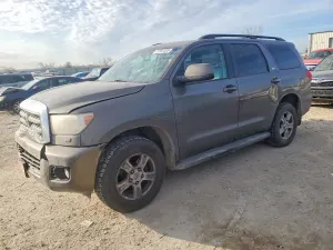 Toyota Sequoia SR5 5.7L 8 2014