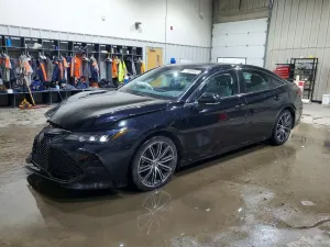 Toyota Avalon XLE 3.5L 6 2019