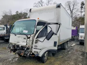 Isuzu NRR 5.2L 4 2017