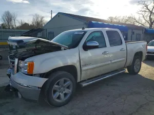 GMC Sierra 5.3L 8 2013