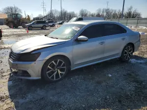 Volkswagen Passat SE 1.8L 4 2016