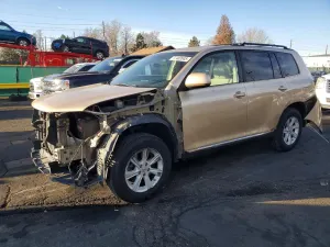 Toyota Highlander BASE 3.5L 6 2013