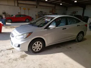 Hyundai Accent GLS 1.6L 4 2012