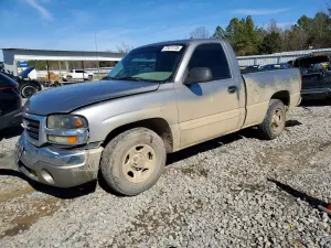 GMC Sierra C1500 4.8L 8 2003