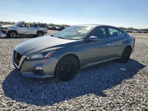 Nissan Altima 2.5L 4 2021