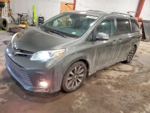 Toyota Sienna XLE 3.5L 6 2018