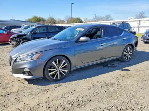 Nissan Altima PLATINUM 2.5L 4 2020