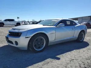 Chevrolet Camaro LS 3.6L 6 2013