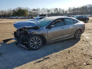 Chrysler 200 S 2.4L 4 2016