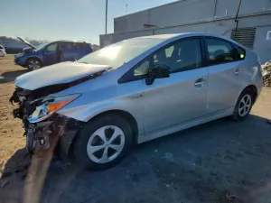 Toyota Prius 1.8L 4 2012