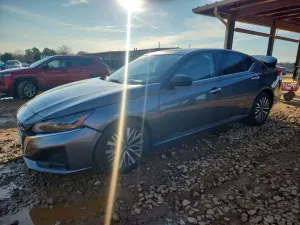 Nissan Altima SV 2.5L 4 2024