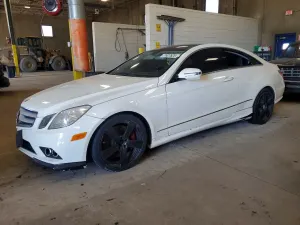 Mercedes-Benz E 550 5.5L 8 2010