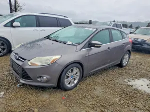 Ford Focus SEL 2.0L 4 2012