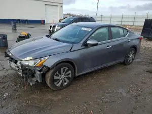 Nissan Altima S 2.5L 4 2019