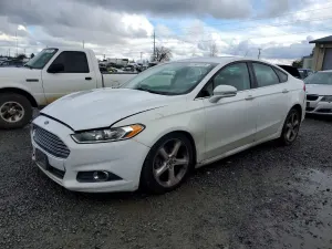 Ford Fusion SE 2.0L 4 2015