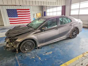 Toyota Camry 2.5L 4 2023