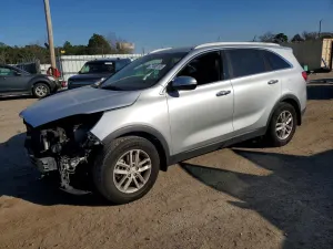 Kia Sorento LX 2.4L 4 2016
