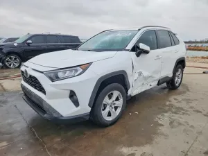 Toyota Rav4 XLE 2.5L 4 2019
