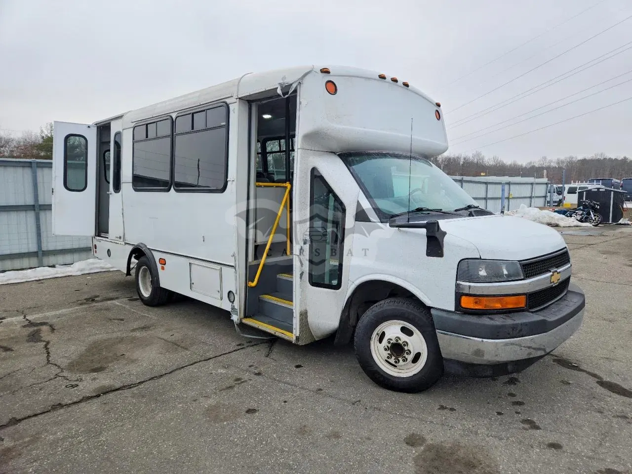 Chevrolet Express 6.0L 8 2020