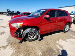 Mitsubishi Outlander ES 2.0L 4 2012