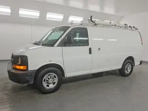 Chevrolet Express 6.0L 8 2013