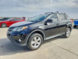 Toyota Rav4 XLE 2.5L 4 2014