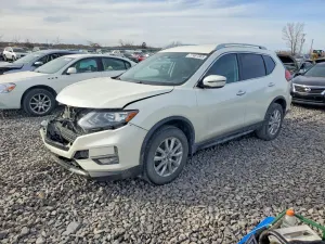 Nissan Rogue S 2.5L 4 2017