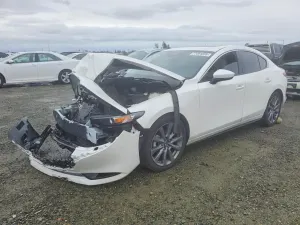 Mazda 3 PREFERRED 2.5L 4 2024