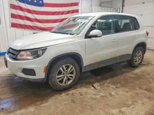 Volkswagen Tiguan 2.0L 4 2014