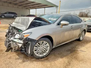 Lexus ES 3.5L 6 2015