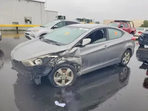 Hyundai Elantra 1.8L 4 2013